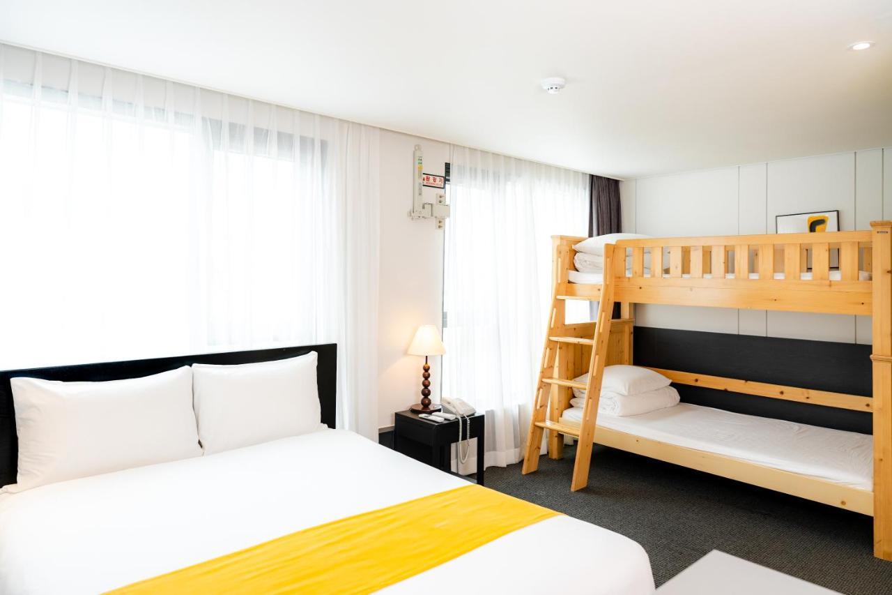 Seogwipo Hills Hotel Ngoại thất bức ảnh